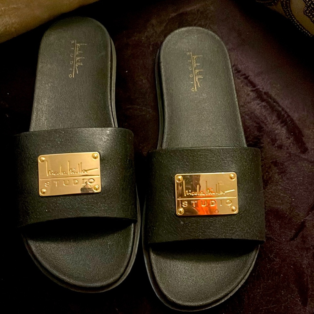 Nicole Miller Studio Slides Sz7